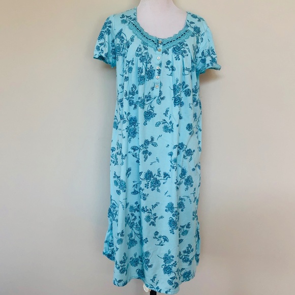 Blue Floral Pullover Nightgown Medium Short Sleeves SECRET TREASURES - Picture 1 of 9